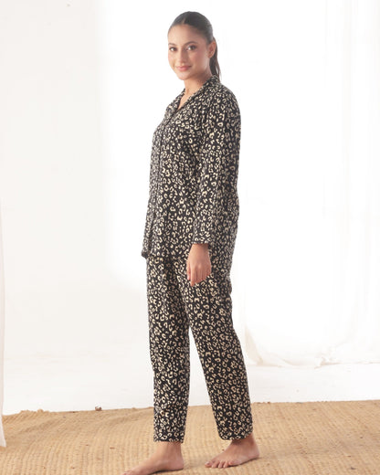 Linen Pajama Suit - Wild Lounge